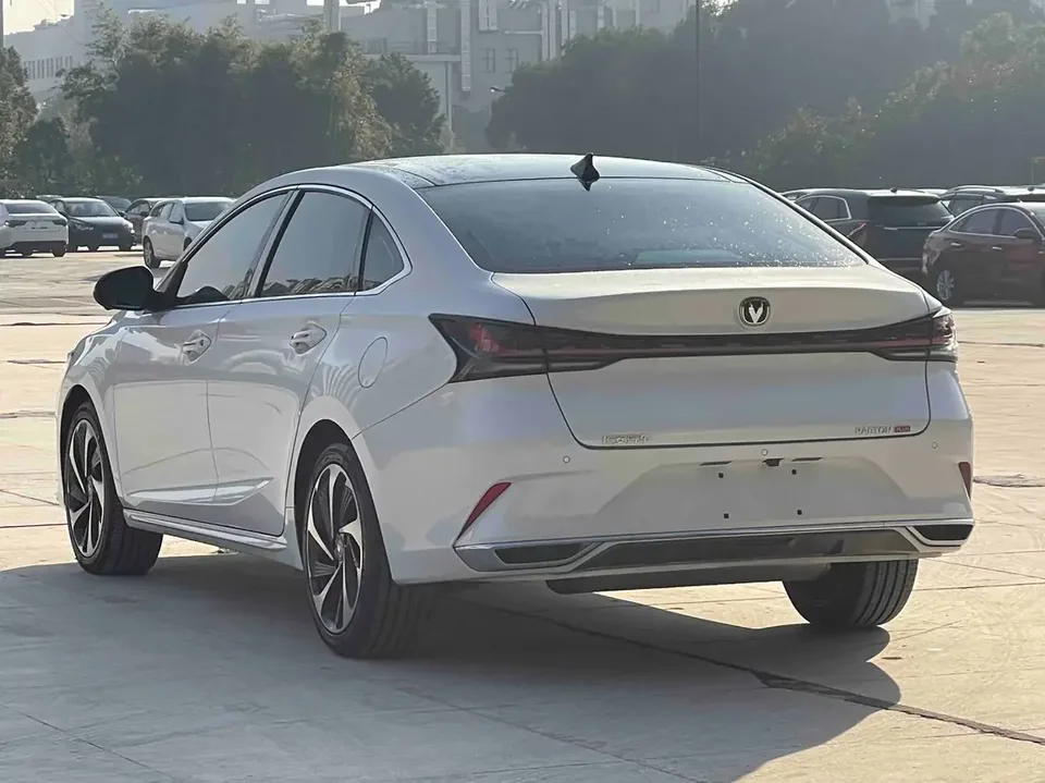 Changan Ruicheng PLUS Ruicheng PLUS 2024 1.5T DCT Smart Edition 2025 — thumbnail 4