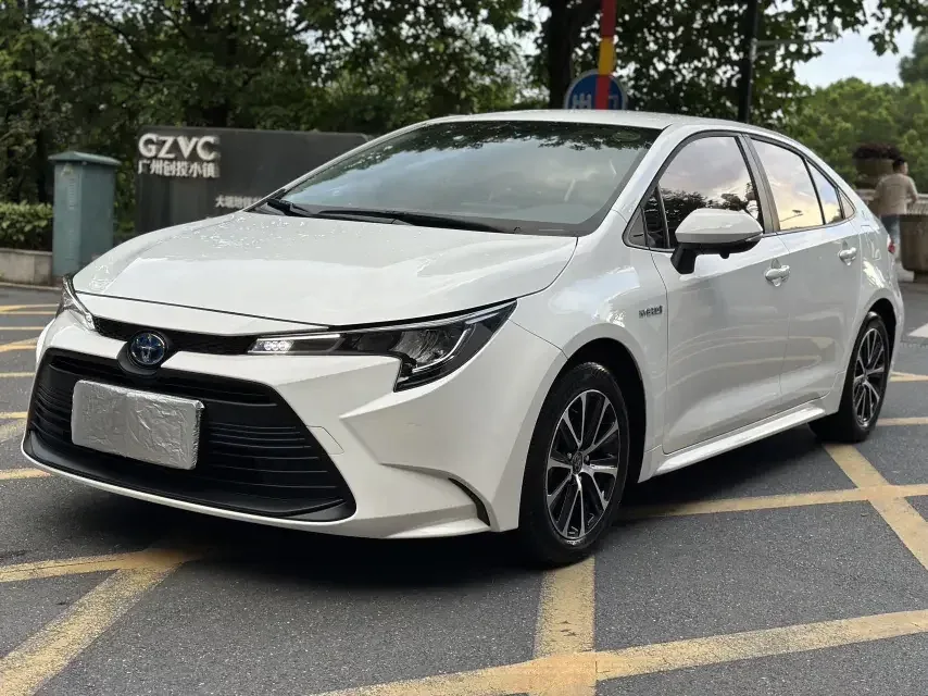 Toyota Levin Lei Ling 2024 Hybrid 1.8L Leading Edition 2024 — photo 1, buy with delivery to Moscow
