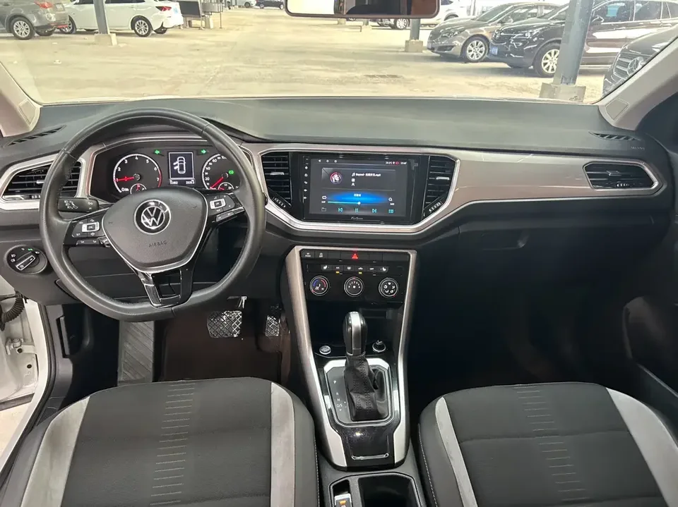 Volkswagen T-Roc TANG 2022 280TSI DSG 2WD Elite PLUS 2022 — thumbnail 3