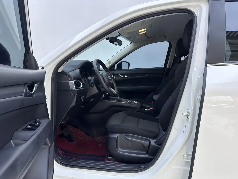 Mazda CX-5 Mazda CX-5 2024 2.0L Automatic 2WD Comfort 2025 — thumbnail 5
