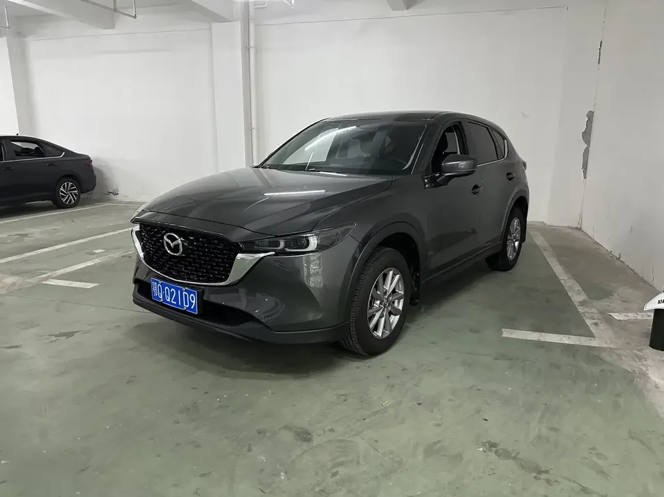Mazda CX-5 Mazda CX-5 2024 2.0L Automatic 2WD Comfort 2025 — photo 1, buy with delivery to Moscow