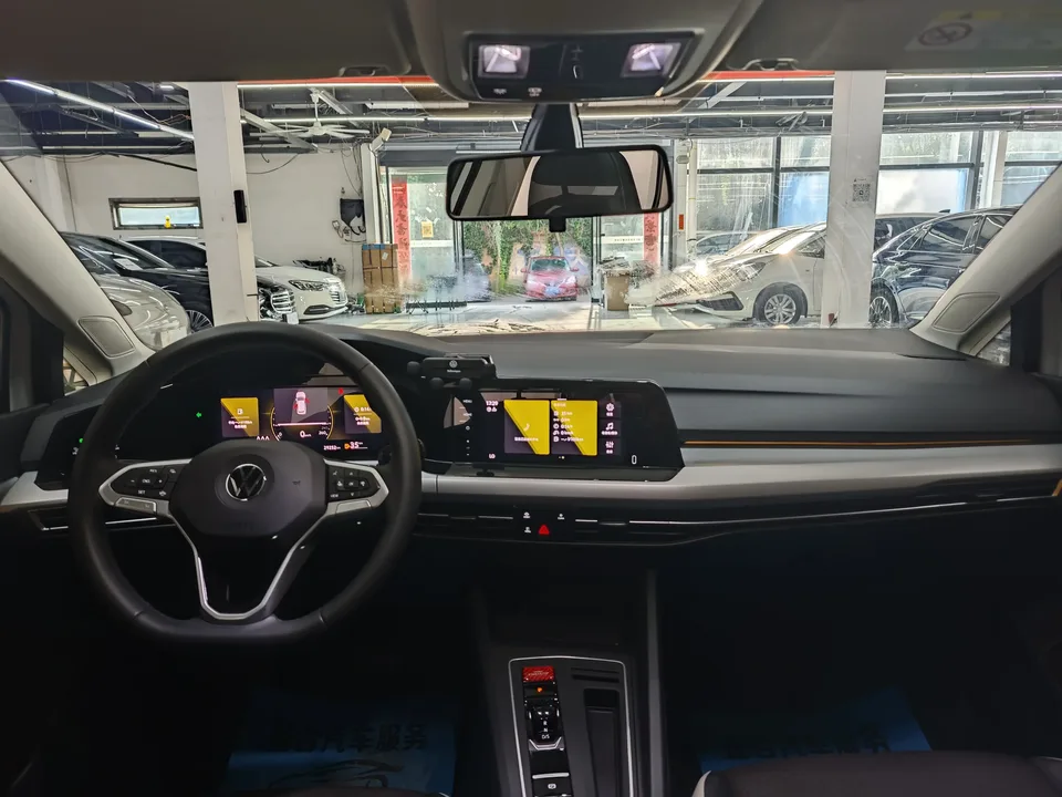 Volkswagen Golf golf 2023 280TSI DSG Pro facelift 2024 — thumbnail 5