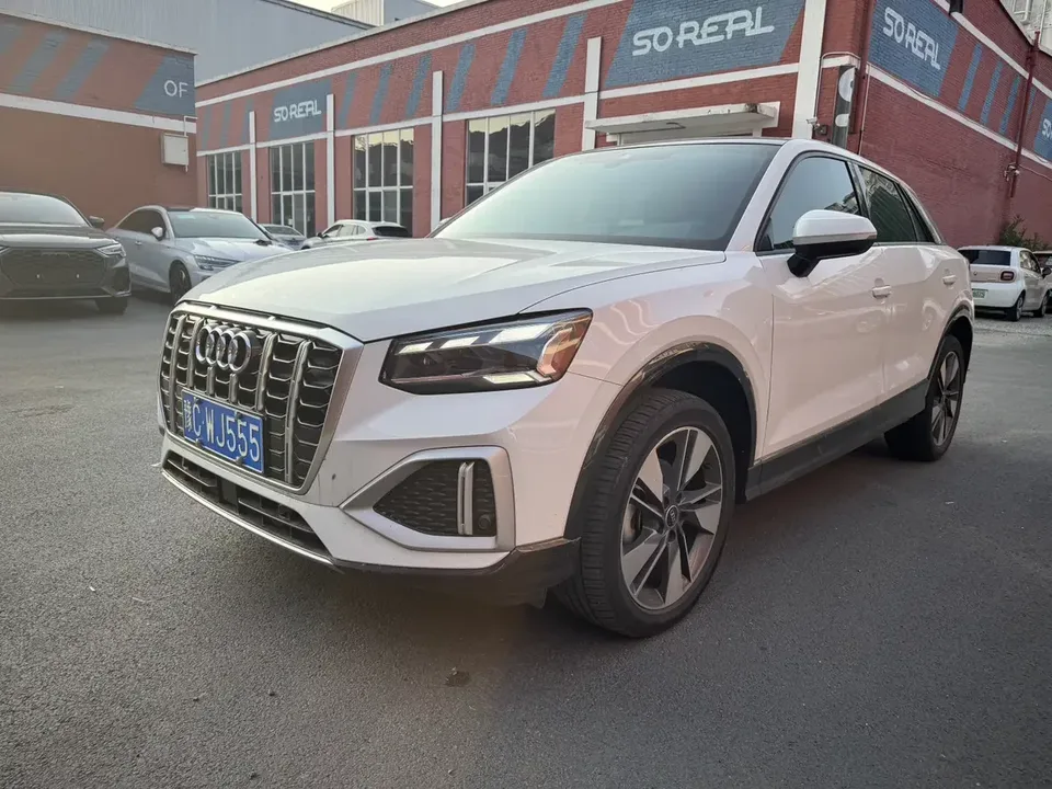 Audi Q2L Audi Q2L 2022 35 TFSI Stylish and Elegant 2022 — photo 1, buy with delivery to Moscow
