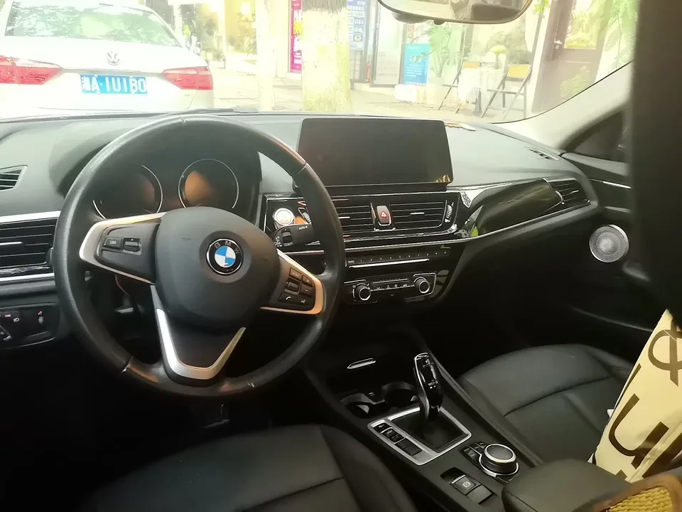 BMW 1 Series BMW 1 Series 2023 120i M Sport 2023 — thumbnail 2