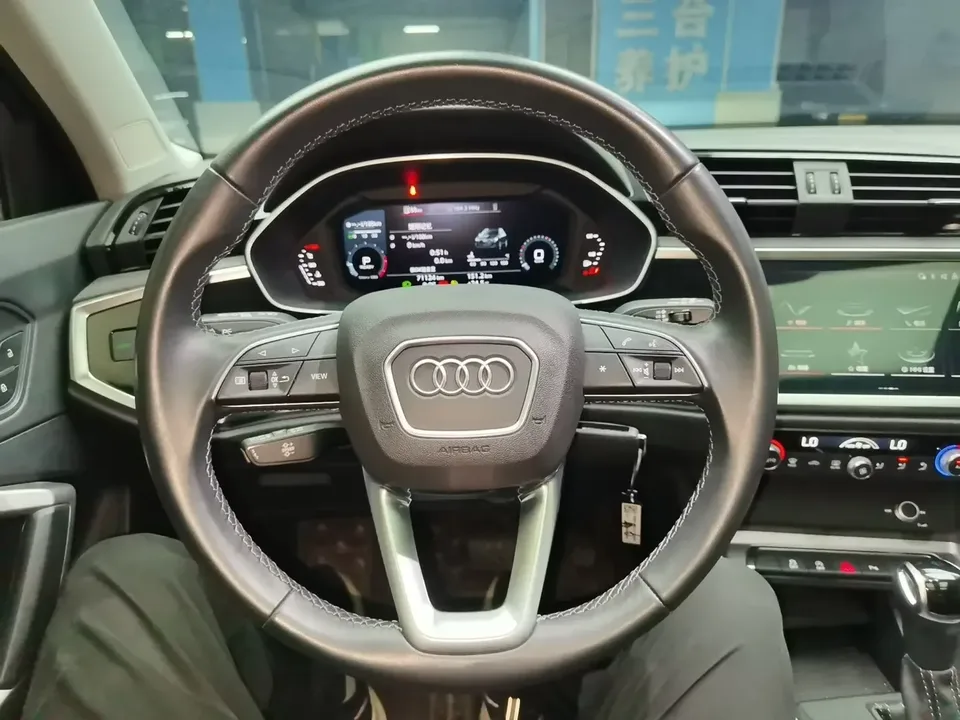 Audi Q3 Audi Q3 2022 35 TFSI Progressive Dynamic 2022 — thumbnail 4