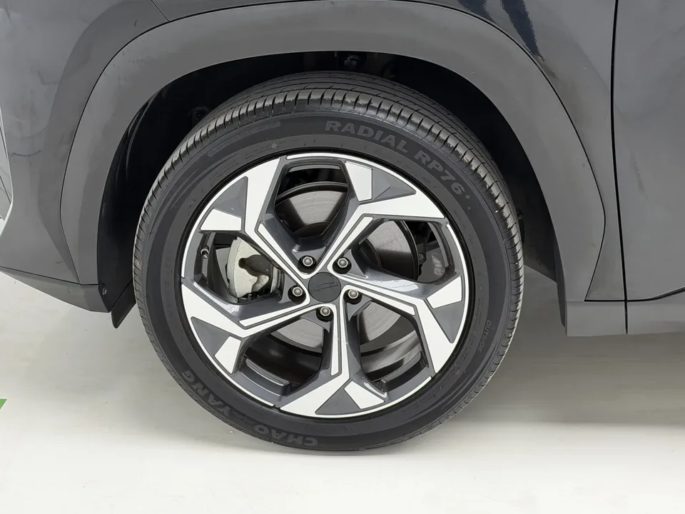 Geely Atlas L Boyue L 2024 1.5TD DCT Premium Edition 2025 — thumbnail 3