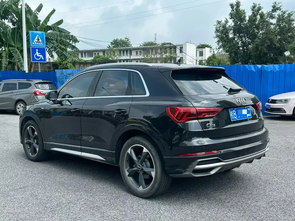 Audi Q3 Audi Q3 2022 35 TFSI Stylish Dynamic 2022 — thumbnail 4