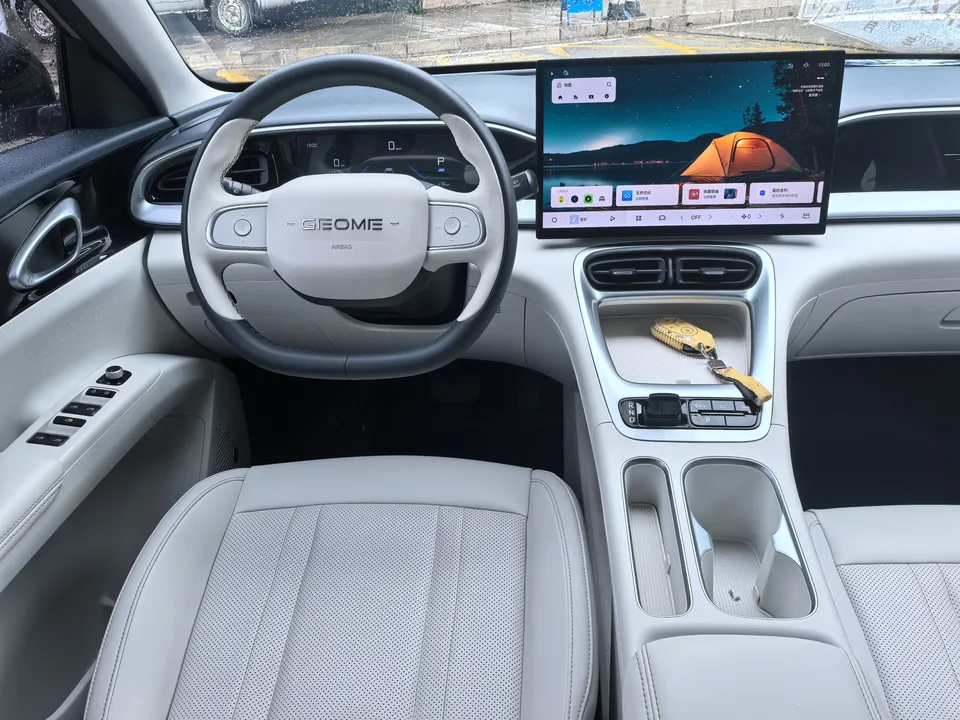 Geely Star Wish Star Wish 2025 UP 410km Explorer Edition 2024 — thumbnail 3