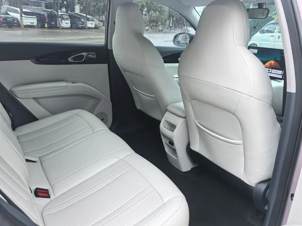 Geely Star Wish Star Wish 2025 UP 410km Explorer Edition 2024 — thumbnail 4