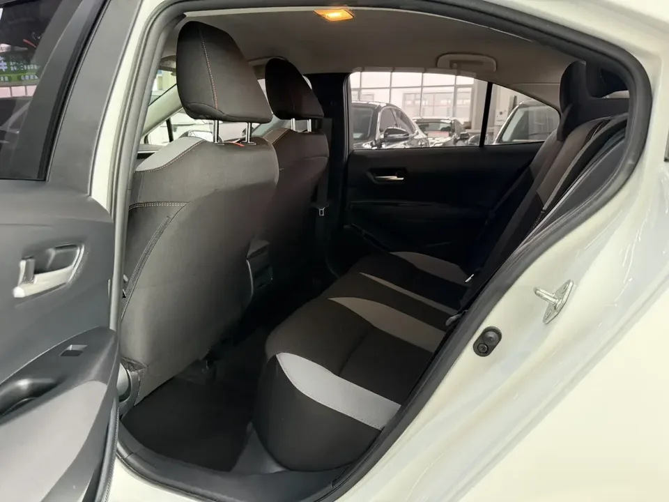 Toyota Corolla Corolla 2021 1.2T S-CVT Pioneer Edition 2022 — миниатюра 5