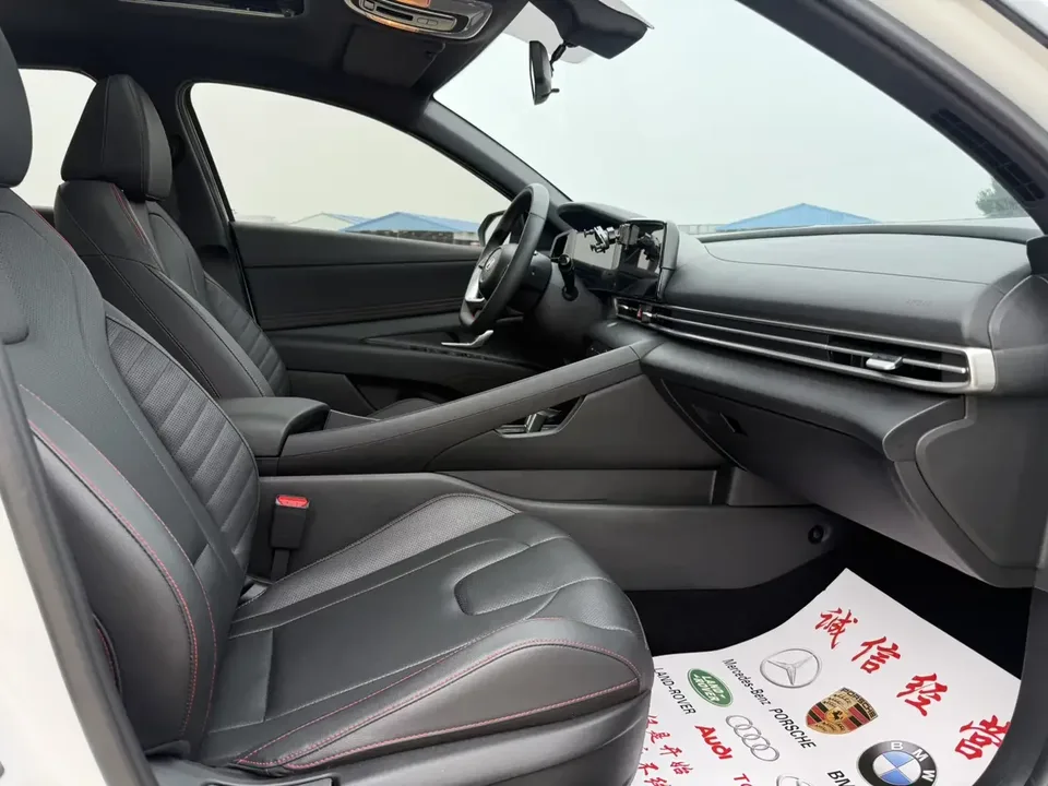 Hyundai Elantra Elantra 2022 1.5L CVT 20th SE 20th Anniversary Edition 2023 — thumbnail 5