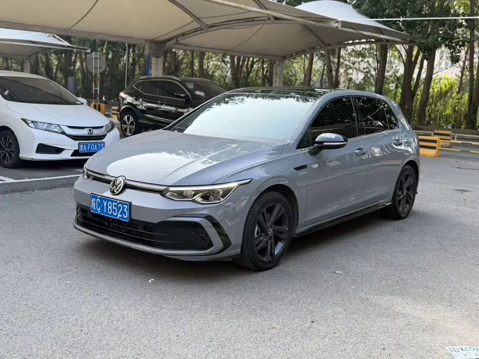 Volkswagen Golf golf 2022 280TSI DSG R-Line 2022 — photo 1, buy with delivery to Moscow