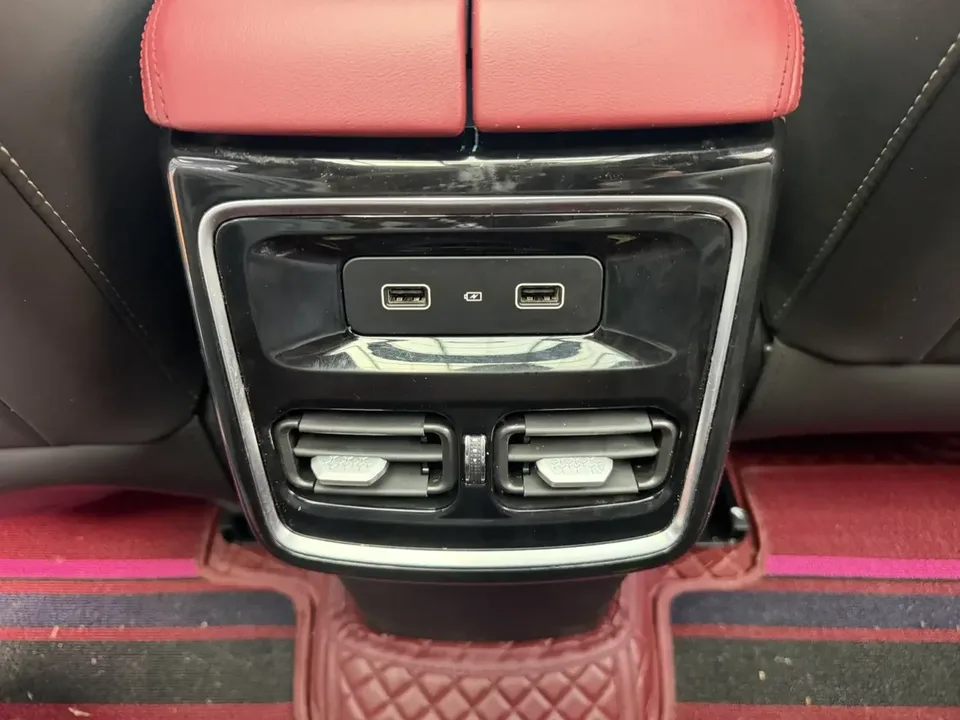 Jetour Jietu X70 PLUS Jietu X70 PLUS 2023 1.5T DCT Brave PLUS 5-seater 2023 — thumbnail 3