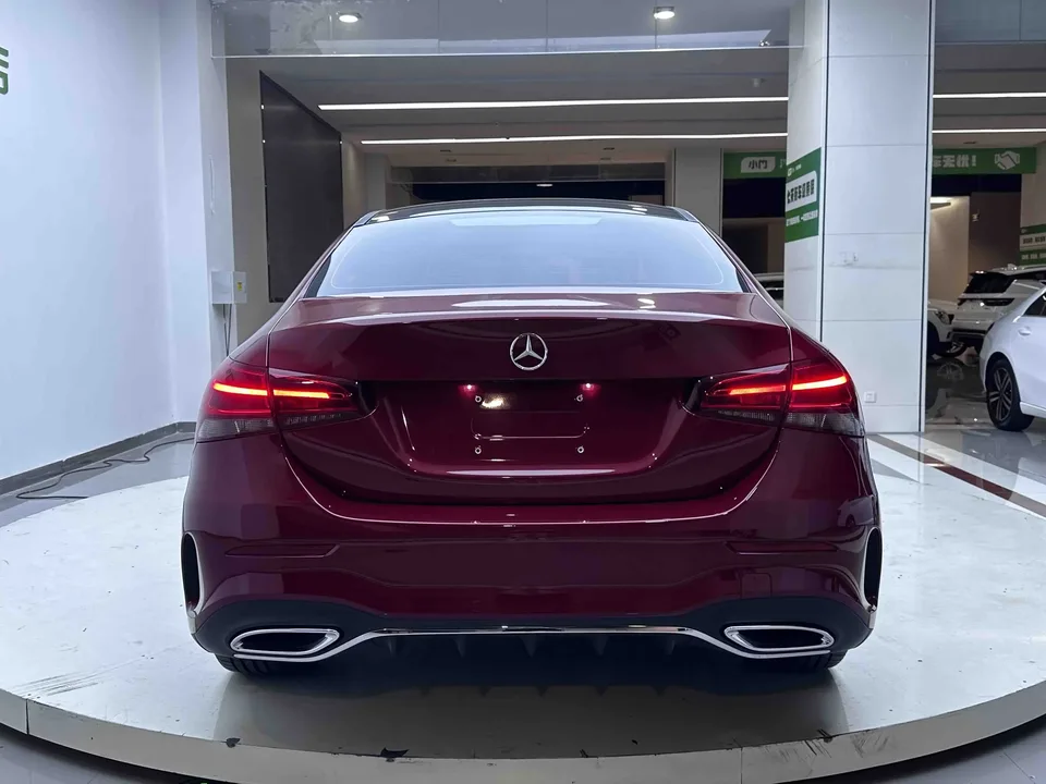 Mercedes-Benz Klasa A Mercedes Benz A Class 2022 A 180 L sports sedan facelift 2022 — thumbnail 2