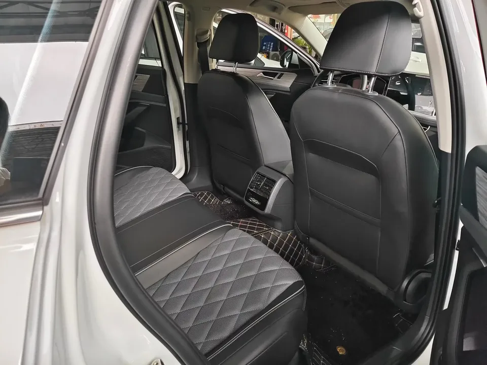 Volkswagen Sagitar Sagitar 2024 300TSI DSG Beyond Edition 2024 — thumbnail 3