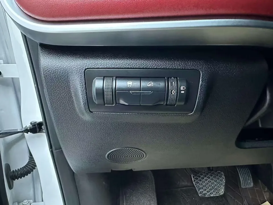 Chery Tiggo 7 Tiggo 7 2022 Super Power Edition 1.5T CVT Super Power Defender + 2022 — thumbnail 5