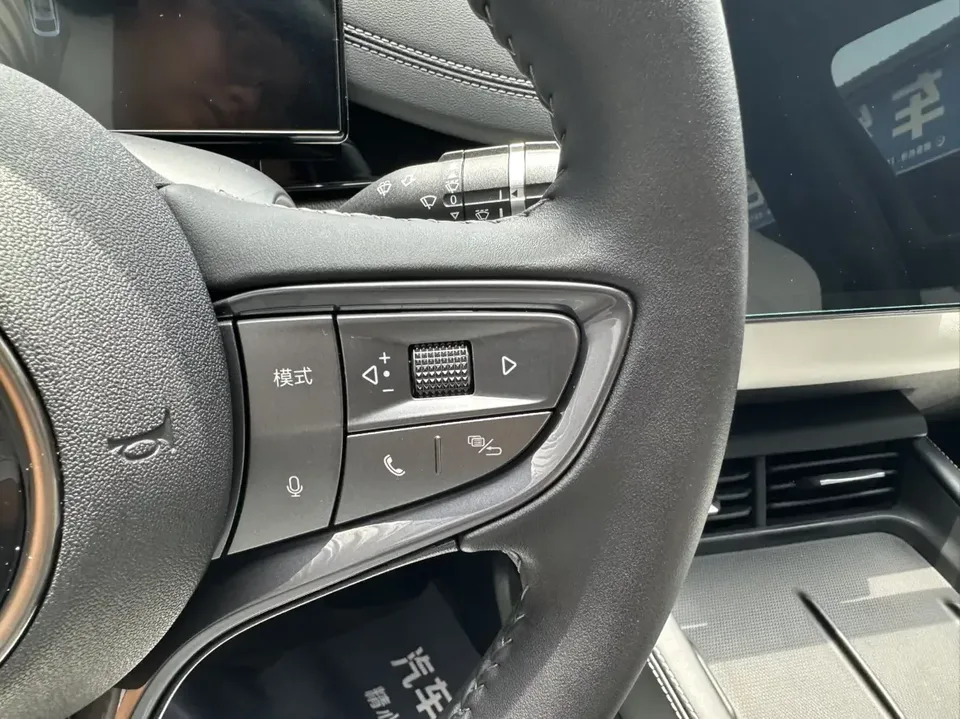 BYD Seal 06DM Seal 06DM 2024 DM-i 80KM Premium 2024 — thumbnail 4
