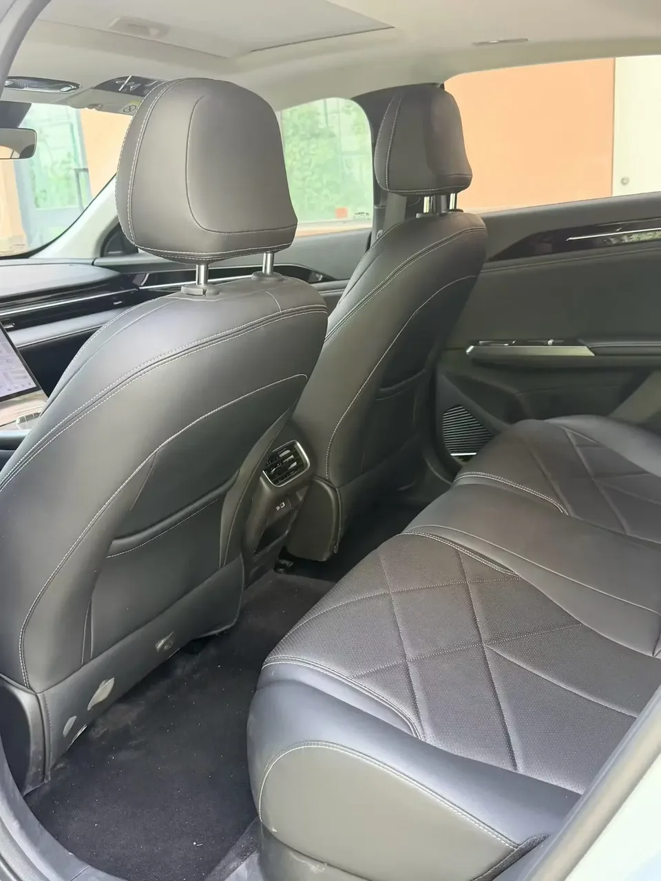 Geely Galaxy L6 Galaxy L6 2024 Longteng version 1.5T DHT 125km PLUS 2024 — миниатюра 5