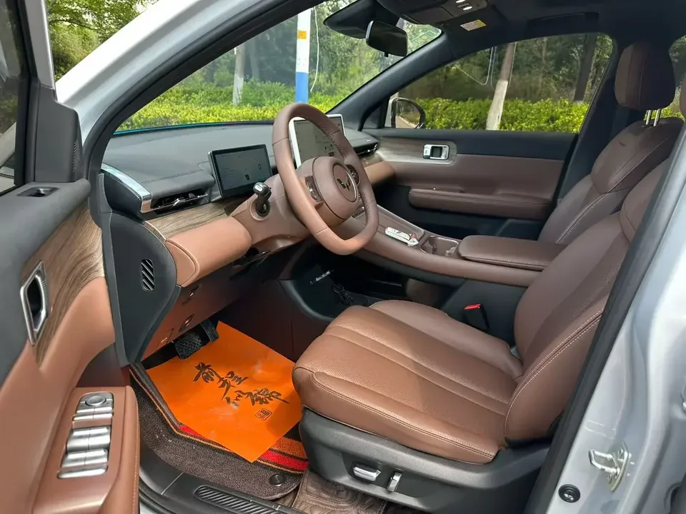 Wuling Starlight S PHEV Wuling Starlight S PHEV 2024 130km Flagship 2025 — thumbnail 5