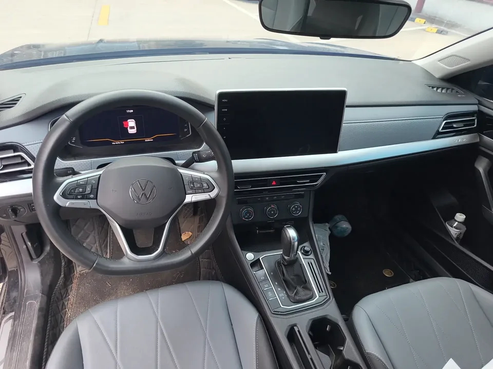 Volkswagen Lavida Lavida 2024 1.5L Automatic Starry Sky 5 Million Edition 2024 — thumbnail 2
