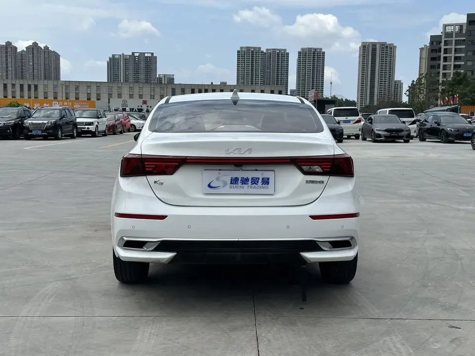 Kia K3 Kia K3 2021 1.5L IVT Fashion Edition 2022 — thumbnail 2