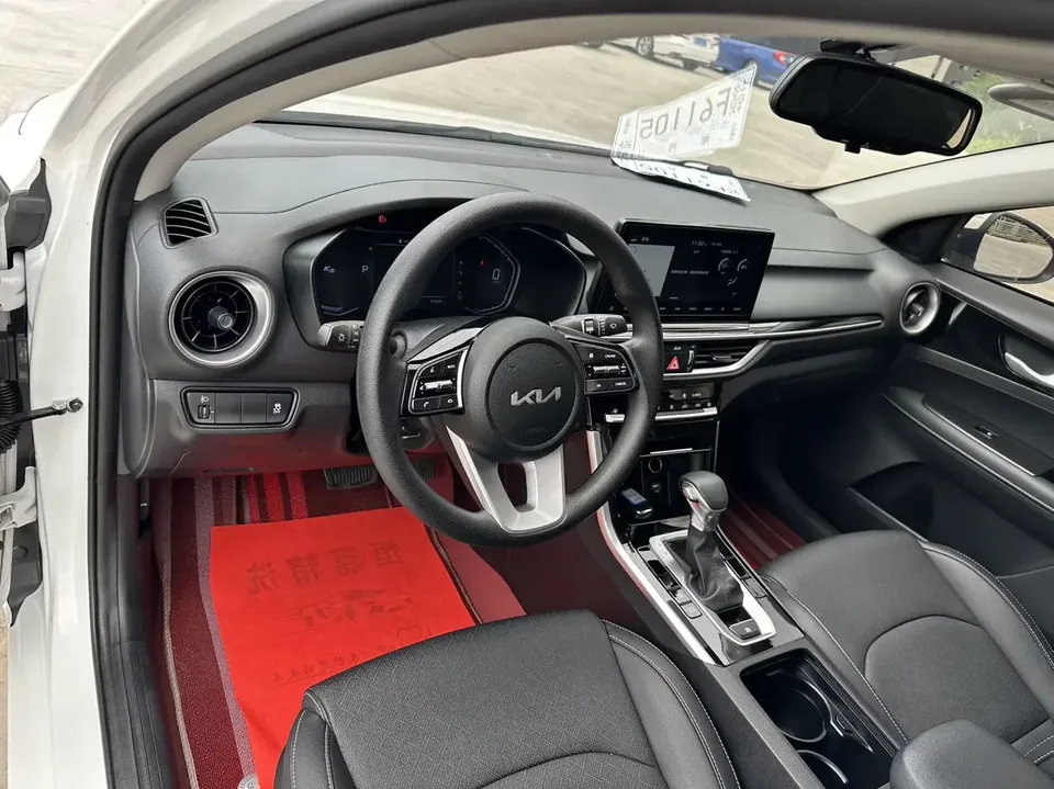 Kia K3 Kia K3 2021 1.5L IVT Fashion Edition 2022 — thumbnail 4