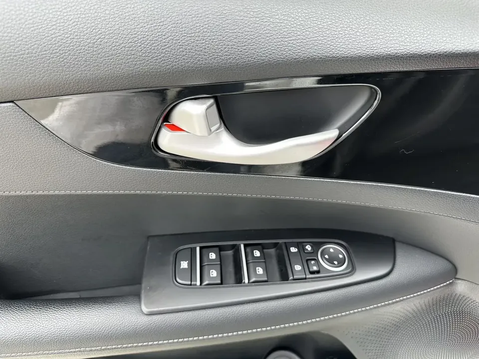 Kia K3 Kia K3 2021 1.5L IVT Fashion Edition 2022 — thumbnail 5