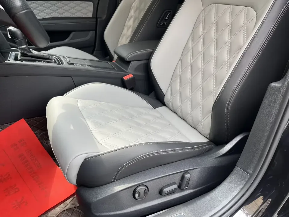 Volkswagen Magotan Magotan 2023 2 millionth anniversary edition 280TSI DSG leading model 2023 — thumbnail 5