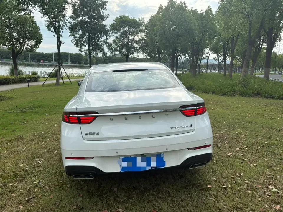 Geely Preface Xing Rui 2026 1.5T Dongfang Yao Fuyao Edition 2026 — thumbnail 5