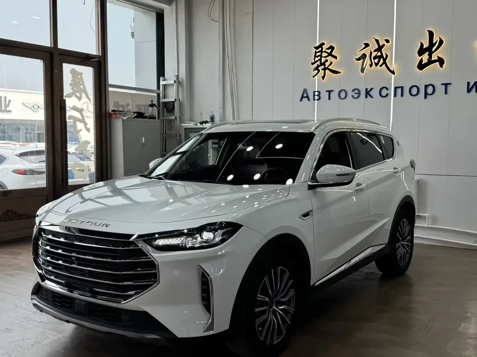 Jetour Jietu X70 PLUS Jietu X70 PLUS 2023 Ziqiang version 1.5T CVT Ziqiang MAX 5 seats 2023 — photo 1, buy with delivery to Moscow