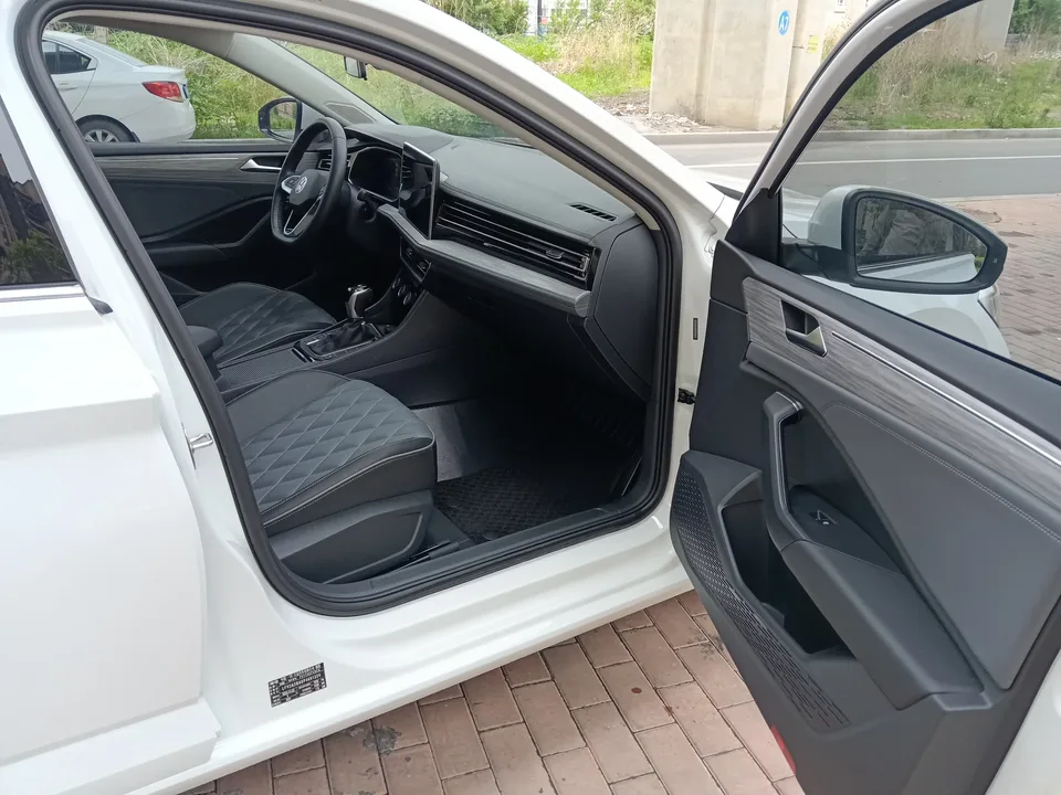Volkswagen Sagitar Sagitar 2023 200TSI DSG Beyond Edition 2024 — thumbnail 3
