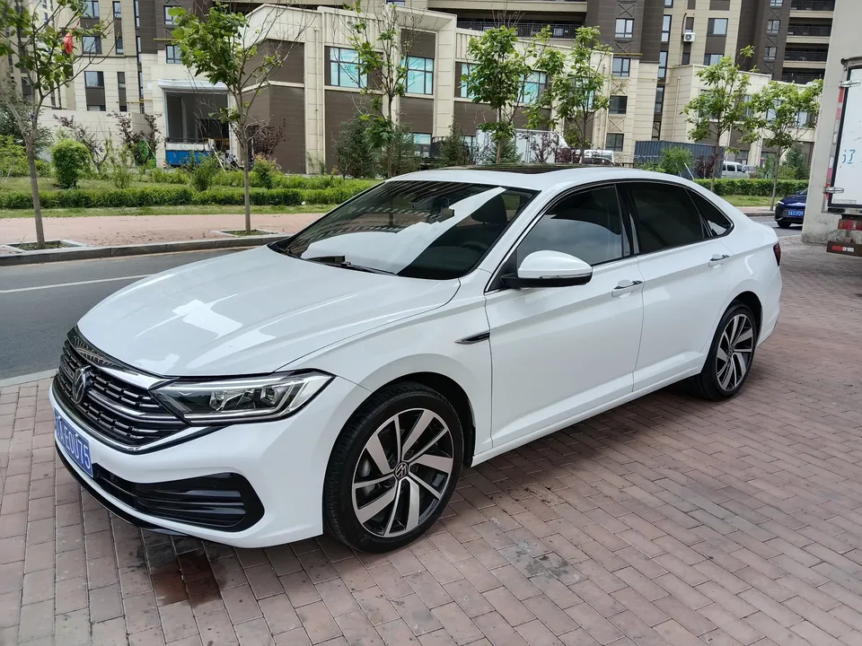 Volkswagen Sagitar Sagitar 2023 200TSI DSG Beyond Edition 2024 — photo 1, buy with delivery to Moscow