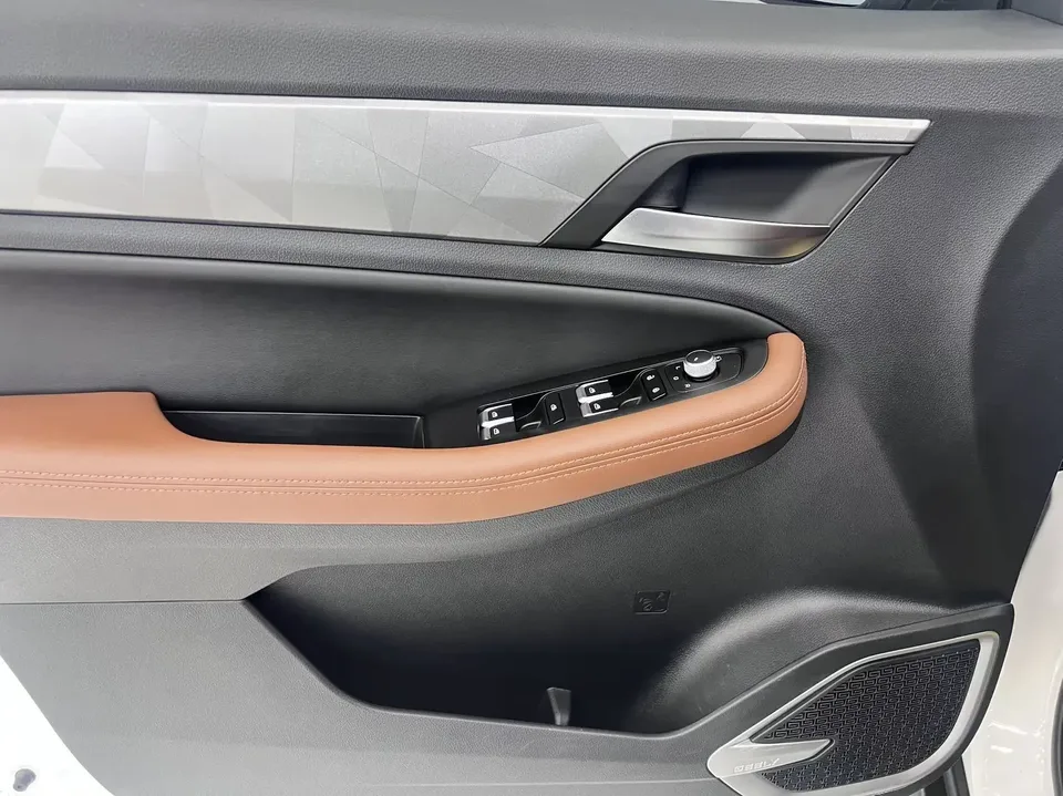 Geely Vision X6 Vision X6 2021 PRO 1.4T Automatic Premium 2022 — миниатюра 3