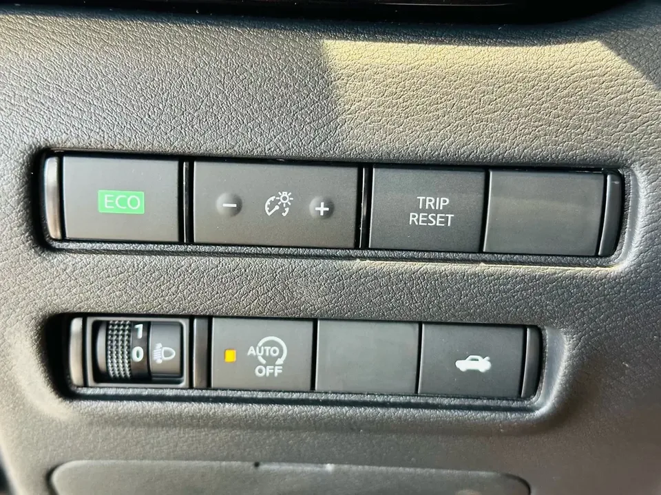 Nissan Sylphy Sylphy 2025 1.6L CVT True Edition 2025 — thumbnail 4