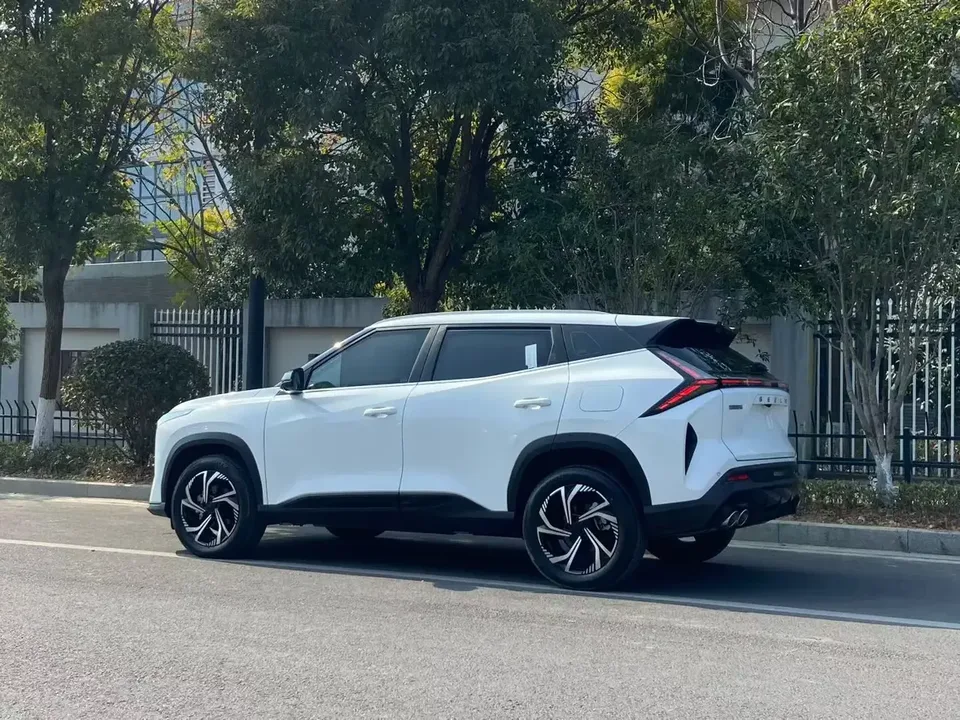 Geely Atlas Boyue 2023 Boyue COOL 1.5T Premium Edition 2024 — thumbnail 4