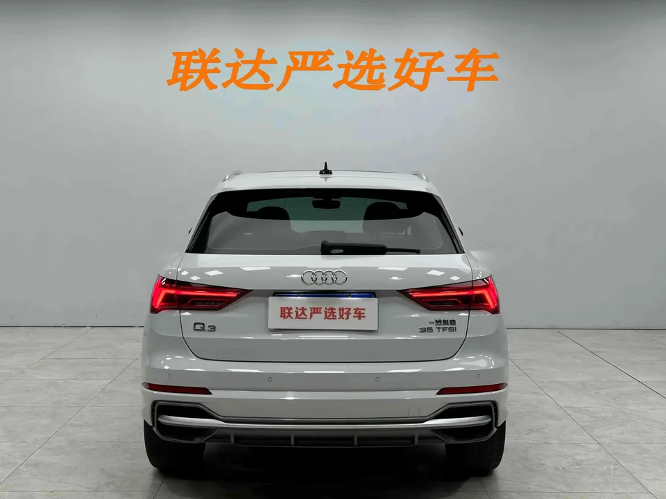 Audi Q3 Audi Q3 2023 35 TFSI Stylish Dynamic 2023 — миниатюра 2