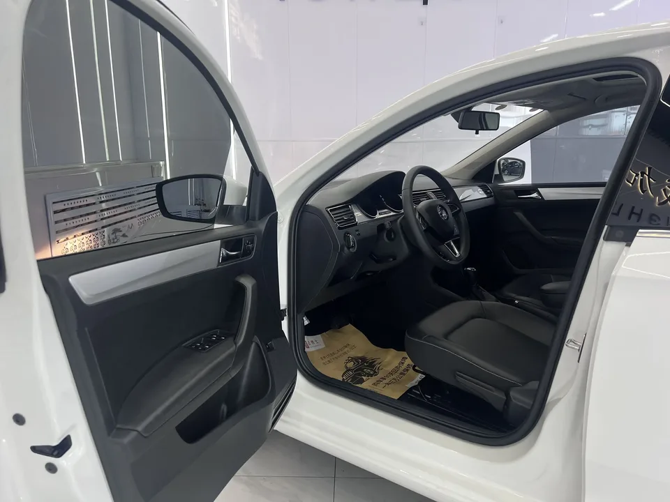 Skoda Xin Rui Xin Rui 2022 1.5L Automatic Comfort Edition 2022 — thumbnail 5
