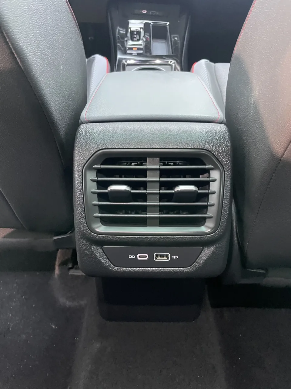 Volkswagen Lamando Lingdu 2022 Lingdu L 280TSI DSG Hot Edition 2023 — thumbnail 4