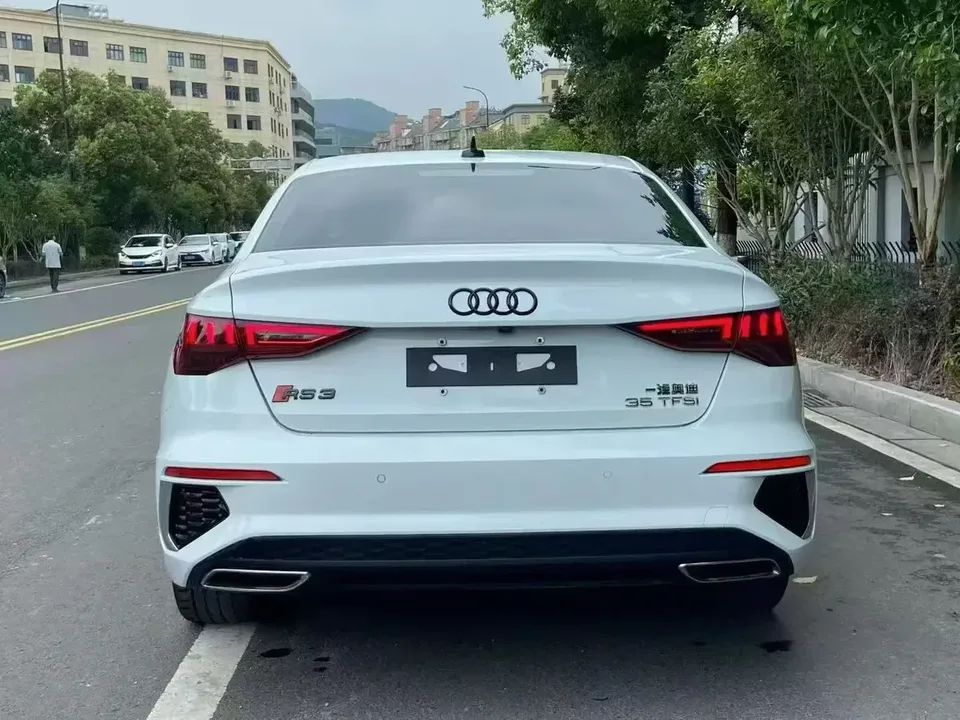 Audi A3 Audi A3 2022 Sportback 35 TFSI Stylish and sporty 2022 — thumbnail 2