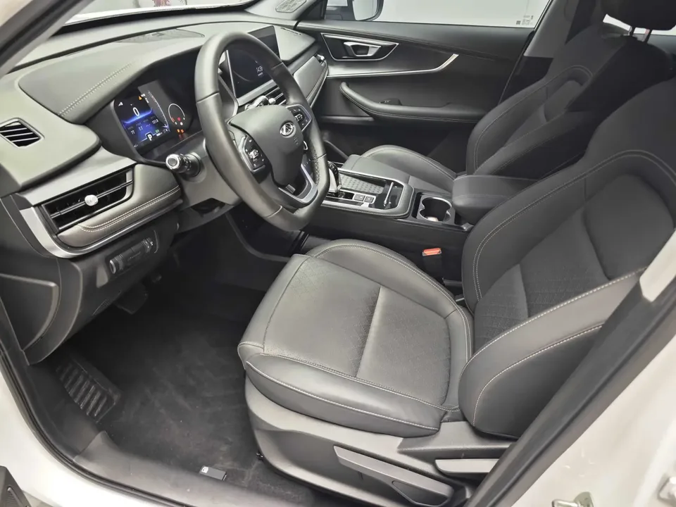 Chery Tiggo 8 Tiggo 8 2022 1.5TCI Automatic New Power Edition 5 Seaters 2024 — thumbnail 3
