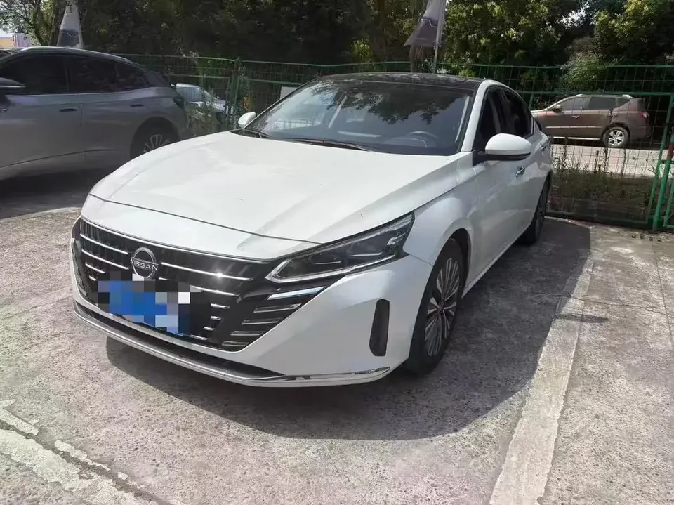 Nissan Altima Sound of nature 2022 2.0L XE Pure Edition 2023 — photo 1, buy with delivery to Moscow