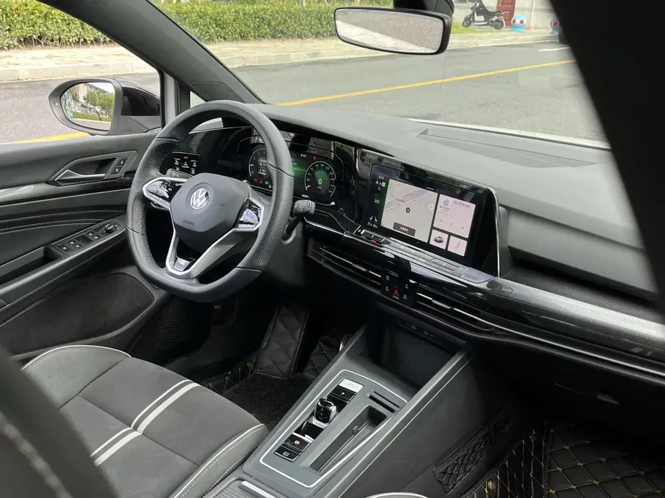 Volkswagen Golf golf 2021 280TSI DSG R-Line 2022 — thumbnail 3