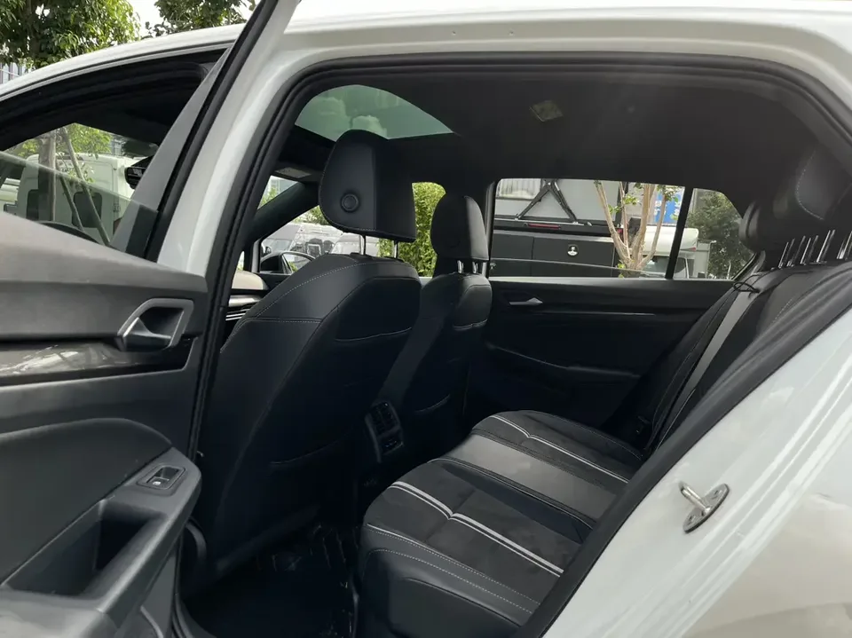 Volkswagen Golf golf 2021 280TSI DSG R-Line 2022 — thumbnail 5