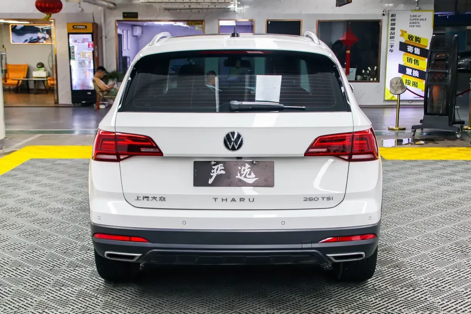 Volkswagen Tharu tuyue 2022 280TSI 2WD Deluxe Edition 2022 — thumbnail 2