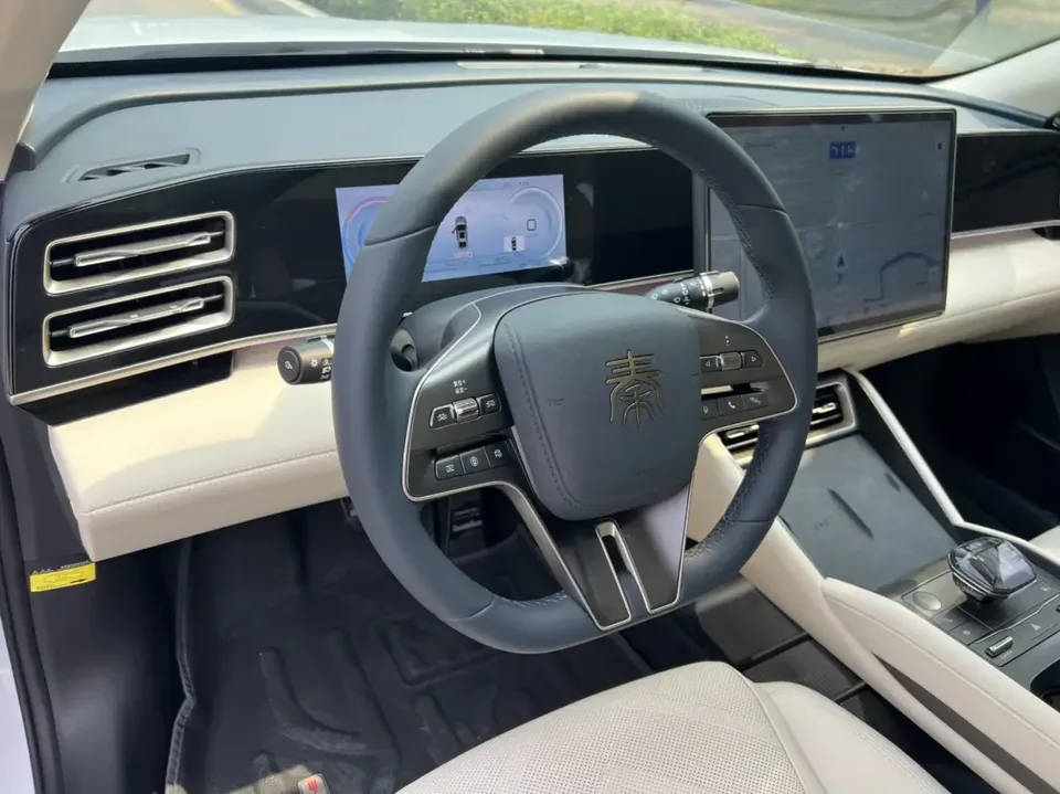 BYD Qin L DM Qin L DM 2024 DM-i 120KM Excellence 2024 — thumbnail 5
