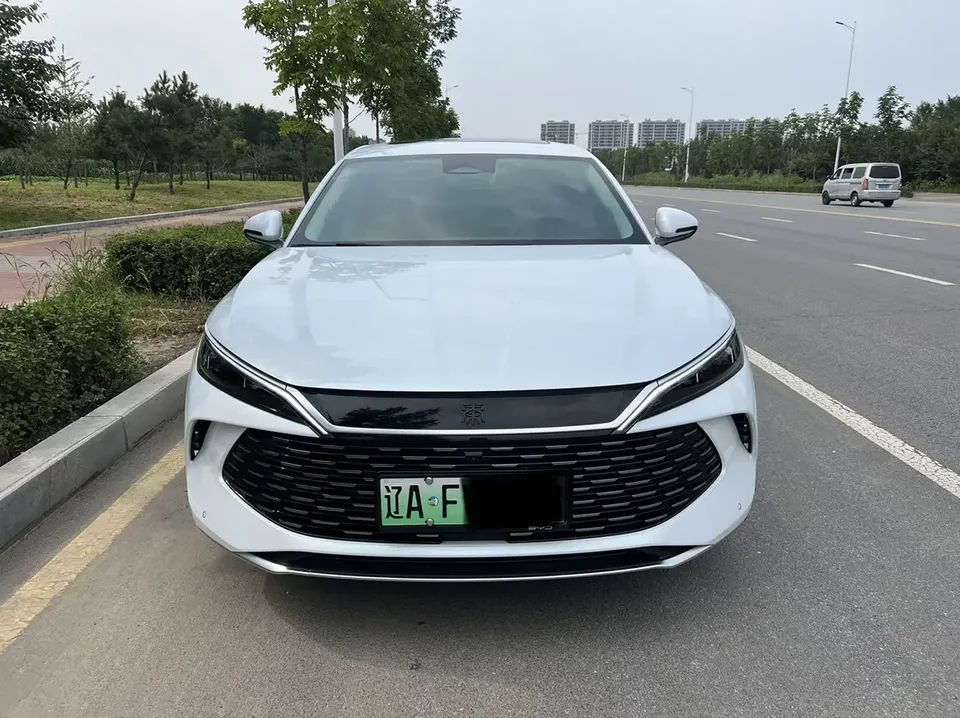 BYD Qin L DM Qin L DM 2024 DM-i 120KM Excellence 2024 — photo 1, buy with delivery to Moscow