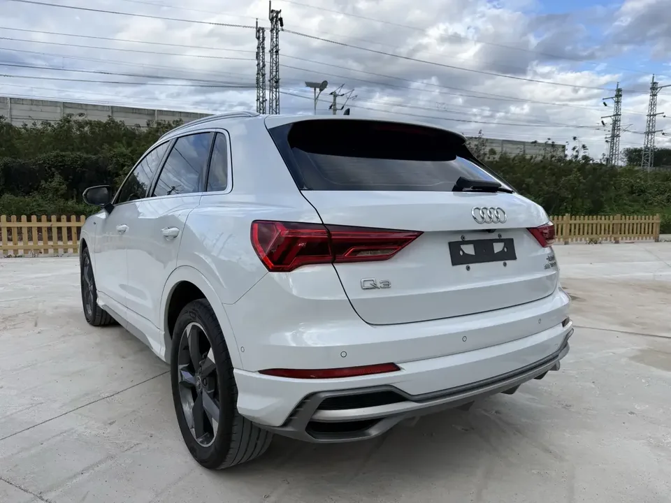 Audi Q3 Audi Q3 2022 35 TFSI Stylish Dynamic 2022 — thumbnail 4