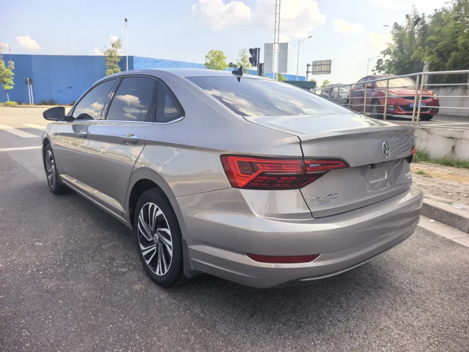 Volkswagen Sagitar Sagitar 2021 280TSI DSG Beyond Edition 2022 — thumbnail 4