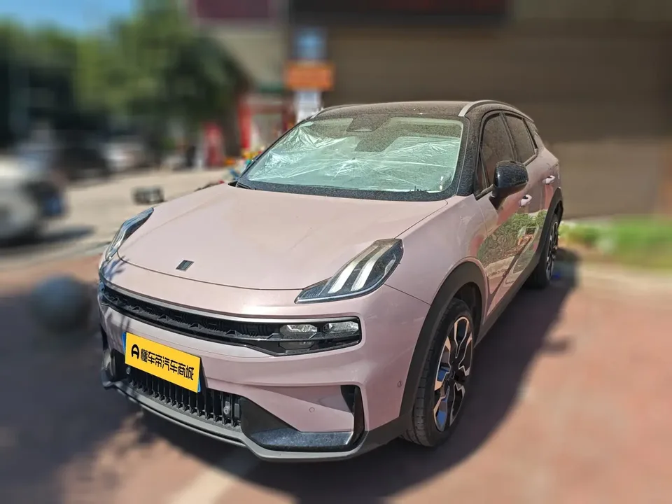 Lynk & Co 06 Lynk & Co 06 2023 Remix 1.5T Shero 2022 — photo 1, buy with delivery to Moscow