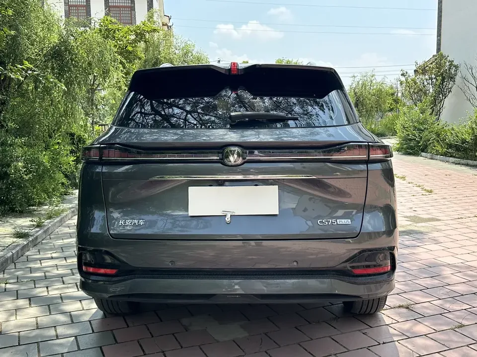 Changan CS75PLUS Changan CS75 PLUS 2025 The fourth generation 1.5T New Blue Whale Smart Premium 2024 — thumbnail 2